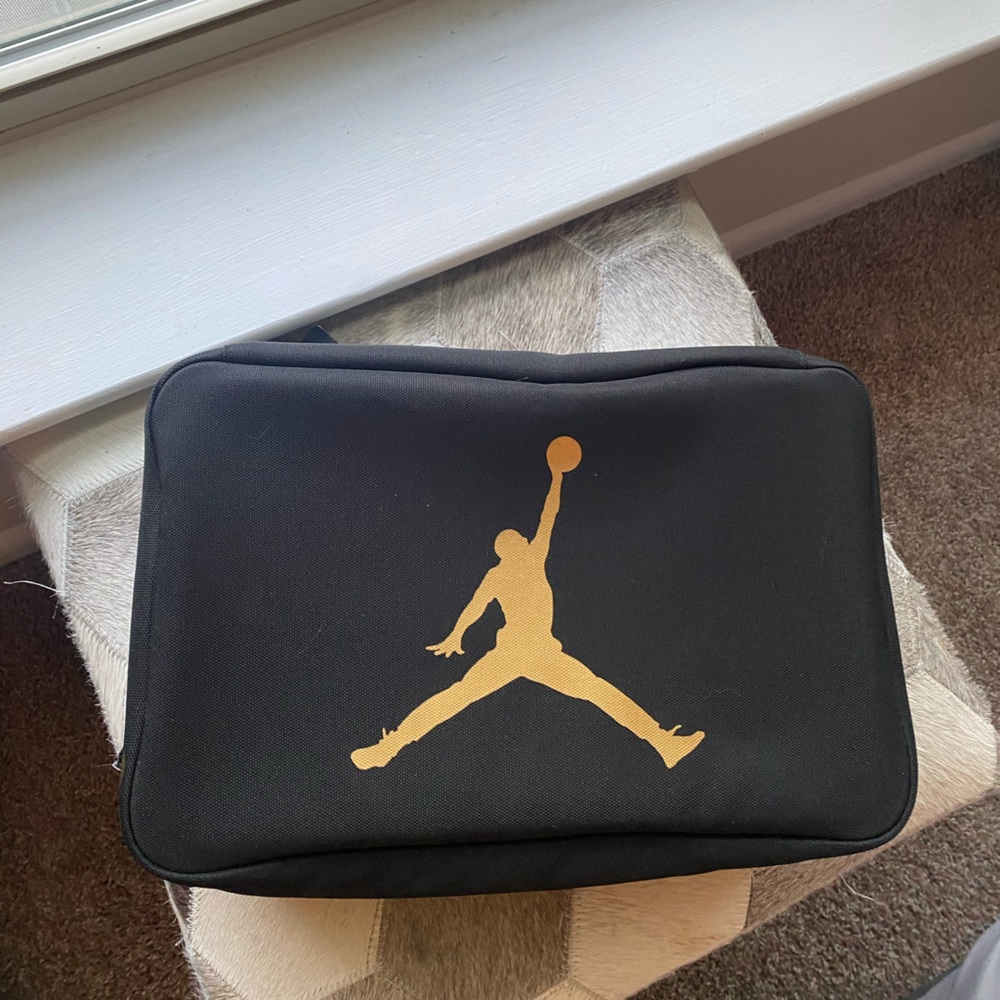 NWT Jordan Shoe Carrying Bag